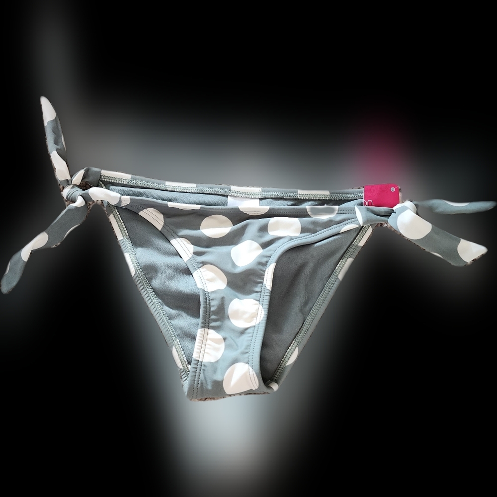 BNWT  Target xhilaration green polka dot bikini bottom sz xs